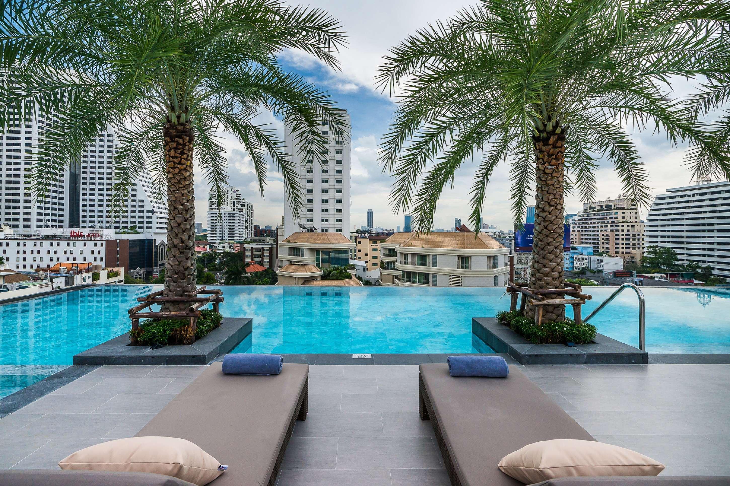 Отель Surestay By Western Sukhumvit 2